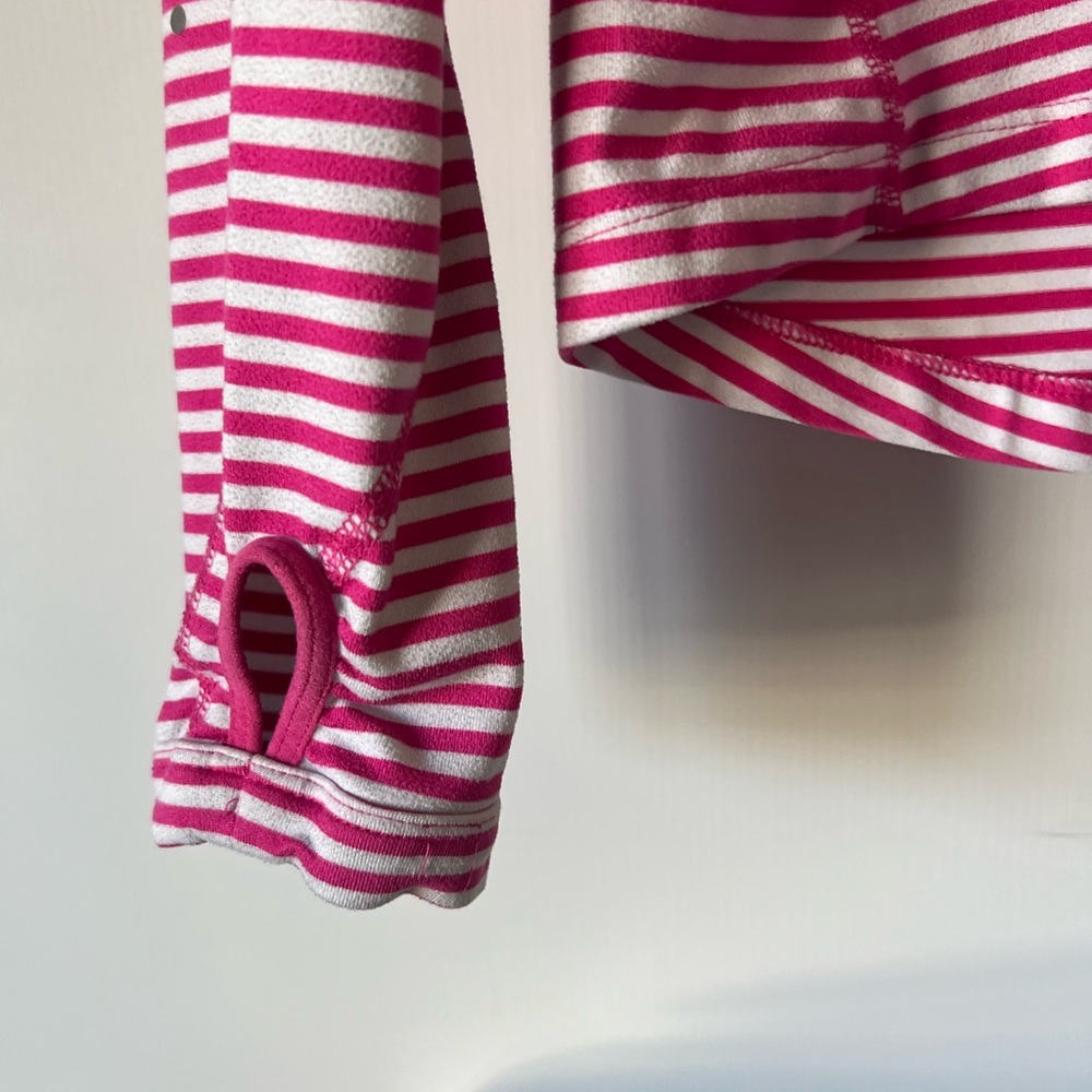 Women’s Medium Nike Pink Stripped Half Zip - Picture 4 of 6